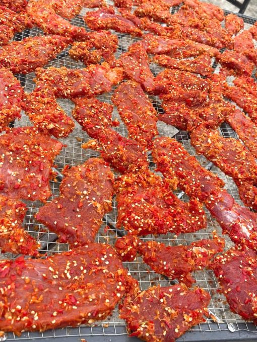 Bò 1 nắng - Muối kiến vàng Phú Yên - Hình ảnh 2